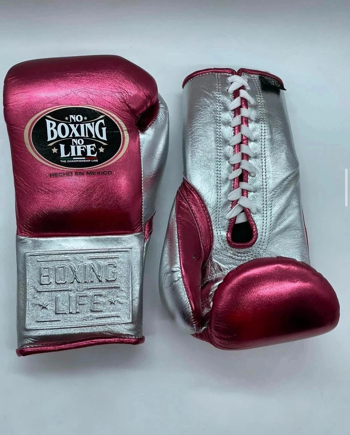 No Boxing No Life Professional Boxing Gloves Silver/Red | Mexican Handmade Lace-Up Gloves