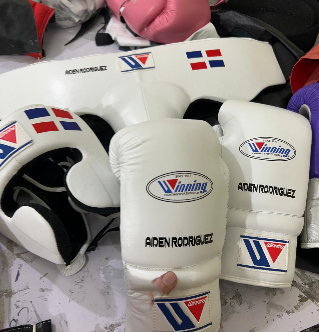 Winning Boxing Gloves – All White Professional Training & Sparring Gloves | 8oz, 10oz, 12oz, 14oz, 16oz